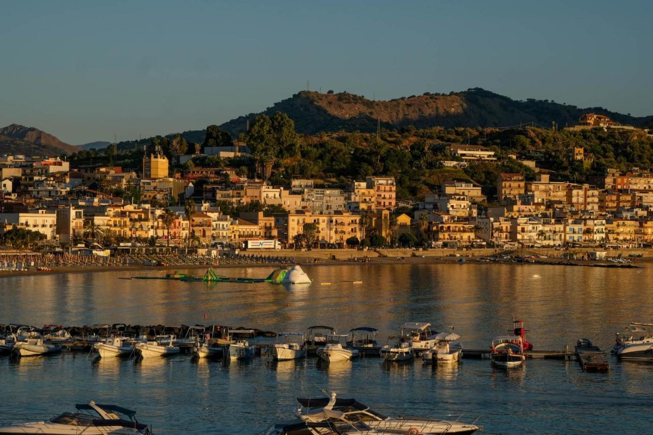 La Sirena Rooms Giardini-Naxos Extérieur photo